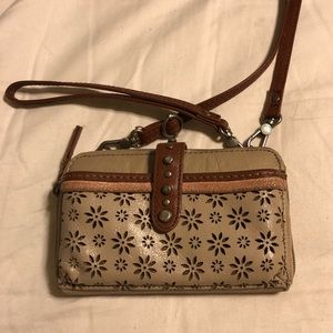 The SAK Iris smartphone crossbody